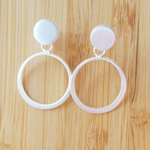 Earring round matt SILVER KATE